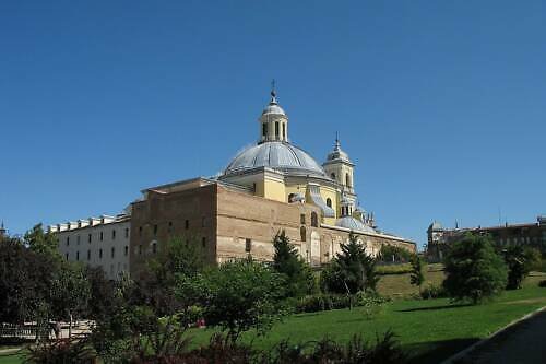 Bazilika sv. Františka Velikého (Basílica de San Francisco el Grande): vstup(né), otevírací doba, tipy, zajímavosti, mapa a další Bazilika sv. Františka Velikého v Madridu ve Španělsku