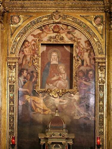 Kostel Panny Marie Milostivé v Milánu (Chiesa di Santa Maria delle Grazie di Milano): domov fresky Poslední večeře od Leonarda da Vinci a hrobka rodiny Sforzů Kostel Panny Marie Milostivé v Milánu