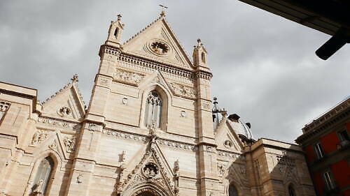 Duomo / Neapolský dóm (Duomo di Napoli): vstup(né), otevírací doba, tipy, zajímavosti, mapa a další neapol katedrala duomo di napoli