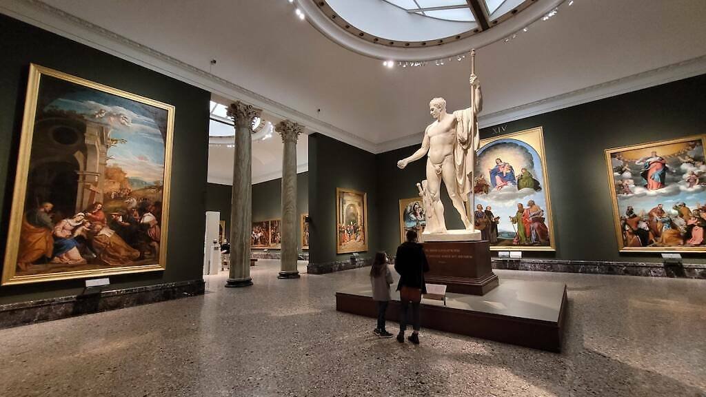 Galerie umění Brera (Pinacoteca di Brera): kdysi jezuitský klášter, dnes sídlo jedné z nejvýznamnějších sbírek italského malířství 13. až 20. století Pinacoteca di Brera v Miláně