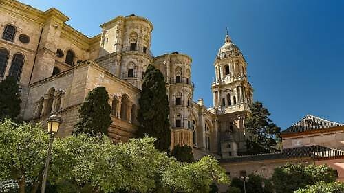 Katedrála vtělení v Granadě (Catedral de Granada): vstup(né), otevírací doba, tipy, zajímavosti, mapa a další Katedrála vtělení v Granadě ve Španělsku