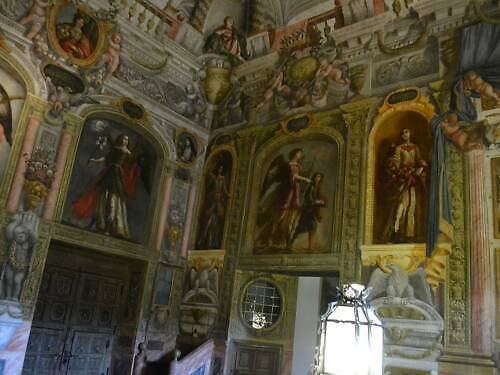 Klášter Descalzas Reales (Monasterio de las Descalzas Reales): vstup(né), otevírací doba, tipy, zajímavosti, mapa a další Klášter Descalzas Reales v Madridu ve Španělsku