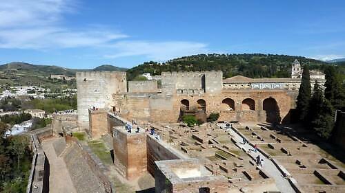 Pevnost Alcazaba v Granadě (La Alcazaba de Granada): vstup(né), otevírací doba, tipy, zajímavosti, mapa a další Pevnost Alcazaba v Granadě ve Španělsku