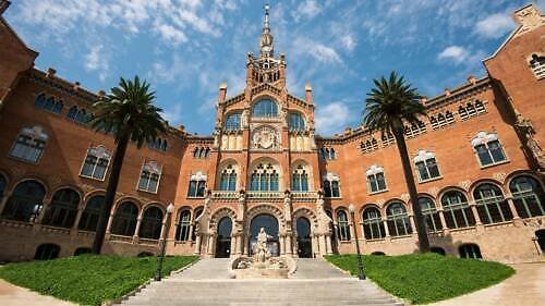 Nemocnice Sant Pau (Recinte Modernista de Sant Pau): vstup(né), otevírací doba, tipy, zajímavosti, mapa a další Nemocnice Sant Pau v Barceloně