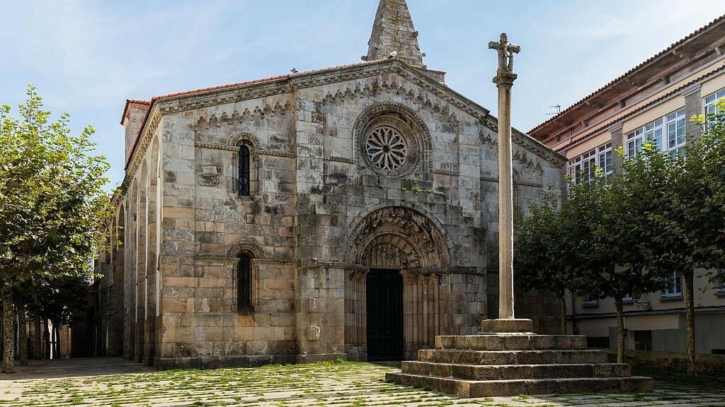 Kolegiátní kostel Santa María del Campo (Colegiata de Santa María del Campo) v A Coruña