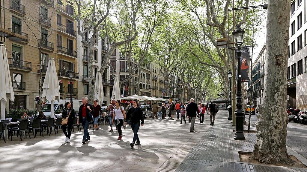Ulice La Rambla v Barceloně
