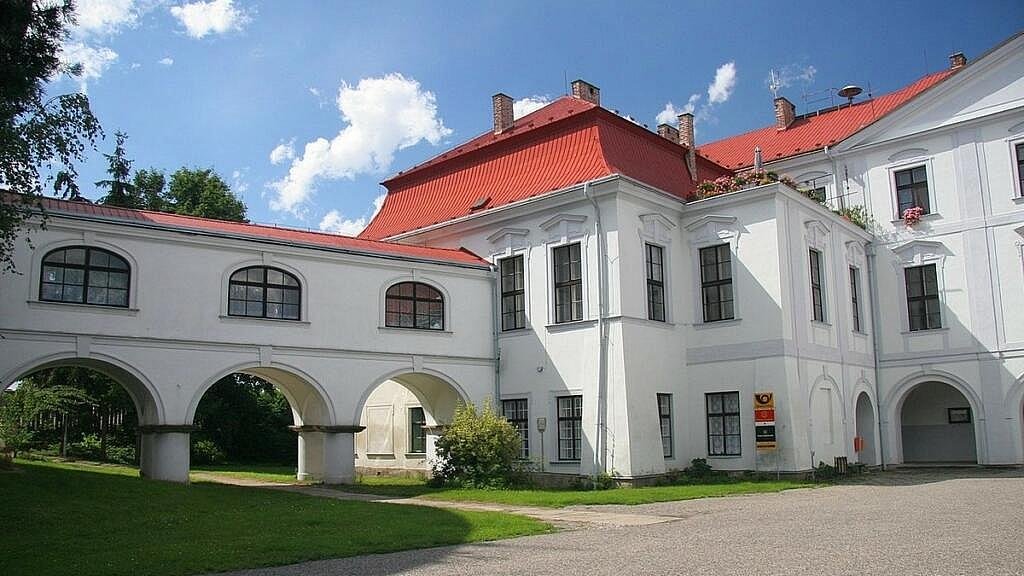 Zámek Cerekvice nad Bystřicí