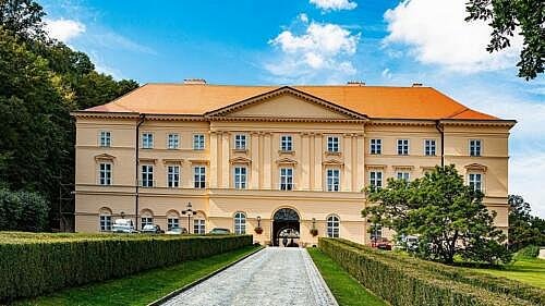 Zámek Boskovice: vstup(né), otevírací doba, tipy, zajímavosti Zámek Boskovice