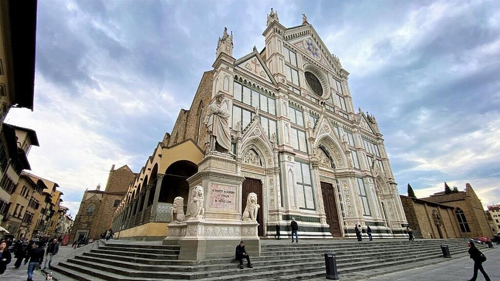 Bazilika sv. Kříže (Basilica di Santa Croce) ve Florencii