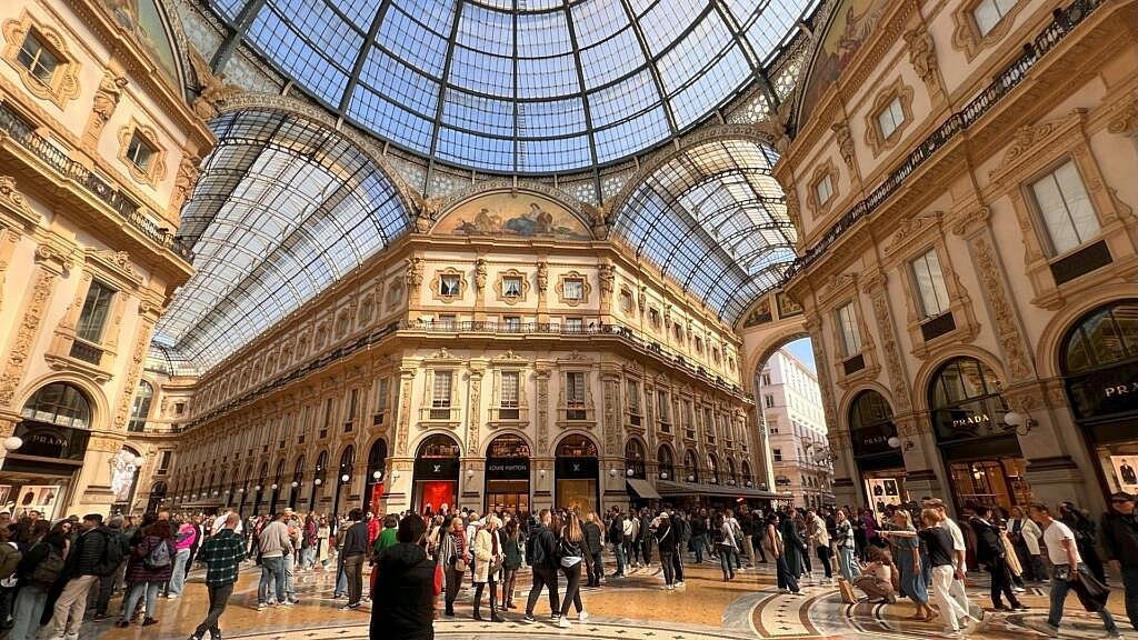 Galerie Viktora Emanuela II. (Galleria Vittorio Emanuele II) v Milánu