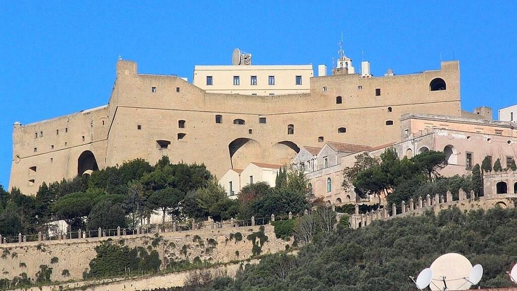 Hrad svatého Eliáše (Castel Sant'Elmo) v Neapoli