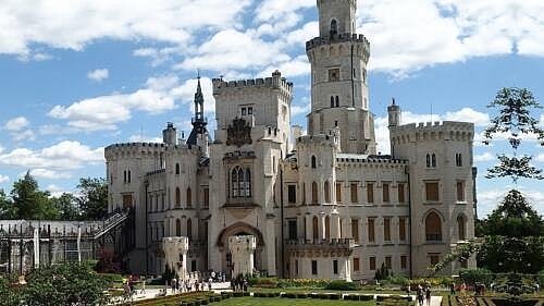 Zámek Hluboká nad Vltavou: vstup(né), otevírací doba, tipy, zajímavosti Zámek Hluboká nad Vltavou