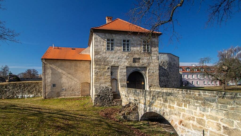 Zřícenina hradu Lipý