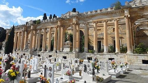 Monumentální hřbitov v Messině (Cimitero Monumentale di Messina): vstup(né), otevírací doba, tipy, zajímavosti, mapa a další Monumentální hřbitov v Messině (Cimitero Monumentale di Messina)