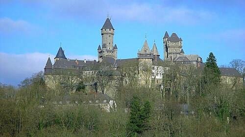 Zámek Braunfels: vstup(né), otevírací doba, tipy, zajímavosti Zámek Braunfels